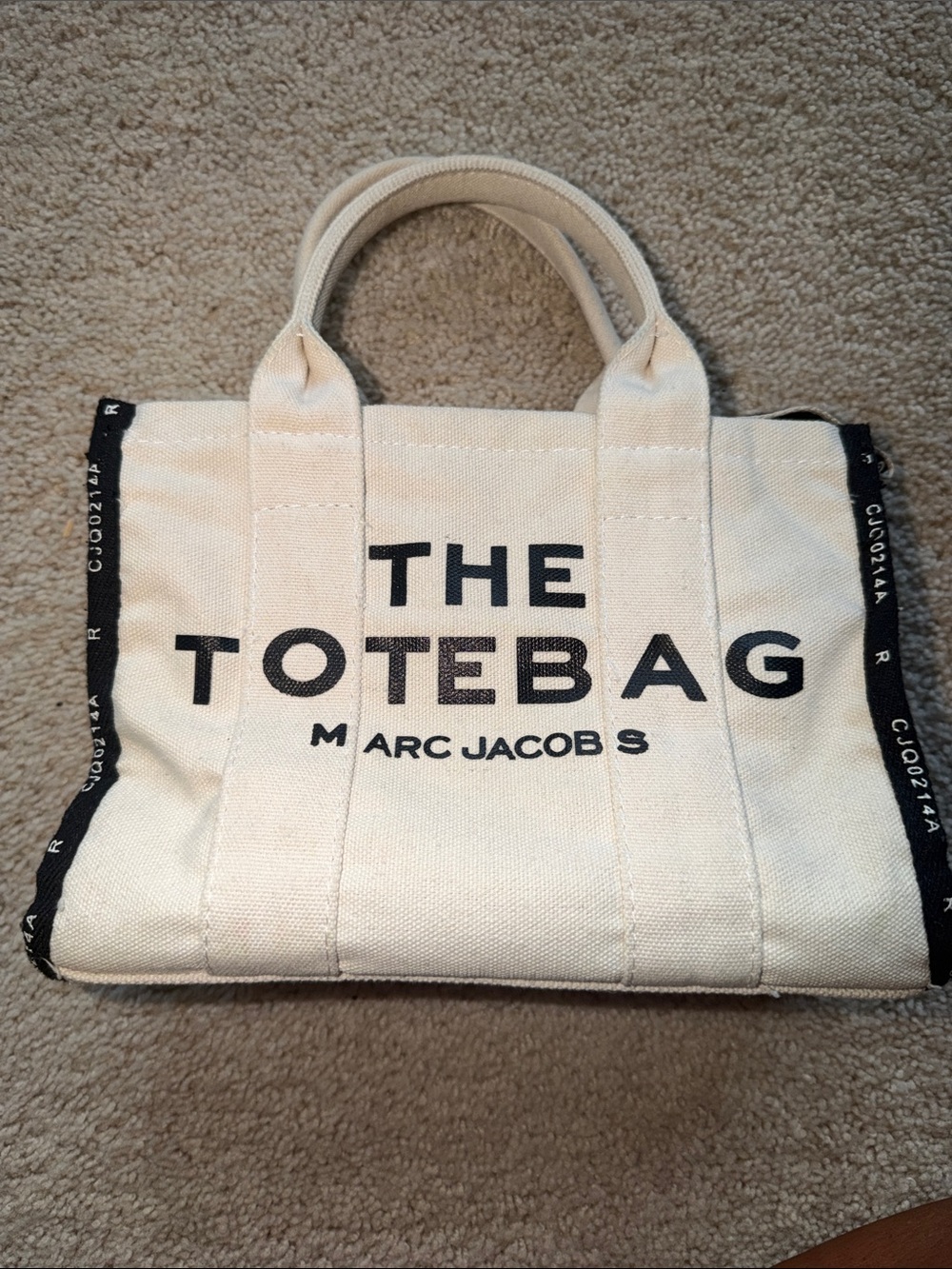 🛍️ PURSE SALE - MIDNIGHT SUNDAY!!!🛍️
Tote Bag Canvas Tote in Cream and Black